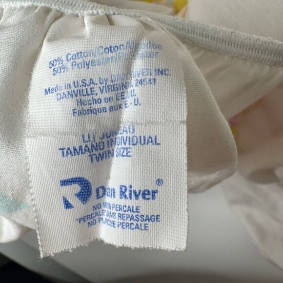 Vintage 1990s Barbie Sweet Dreams twin sheet by Dan River - Picture 15 of 15